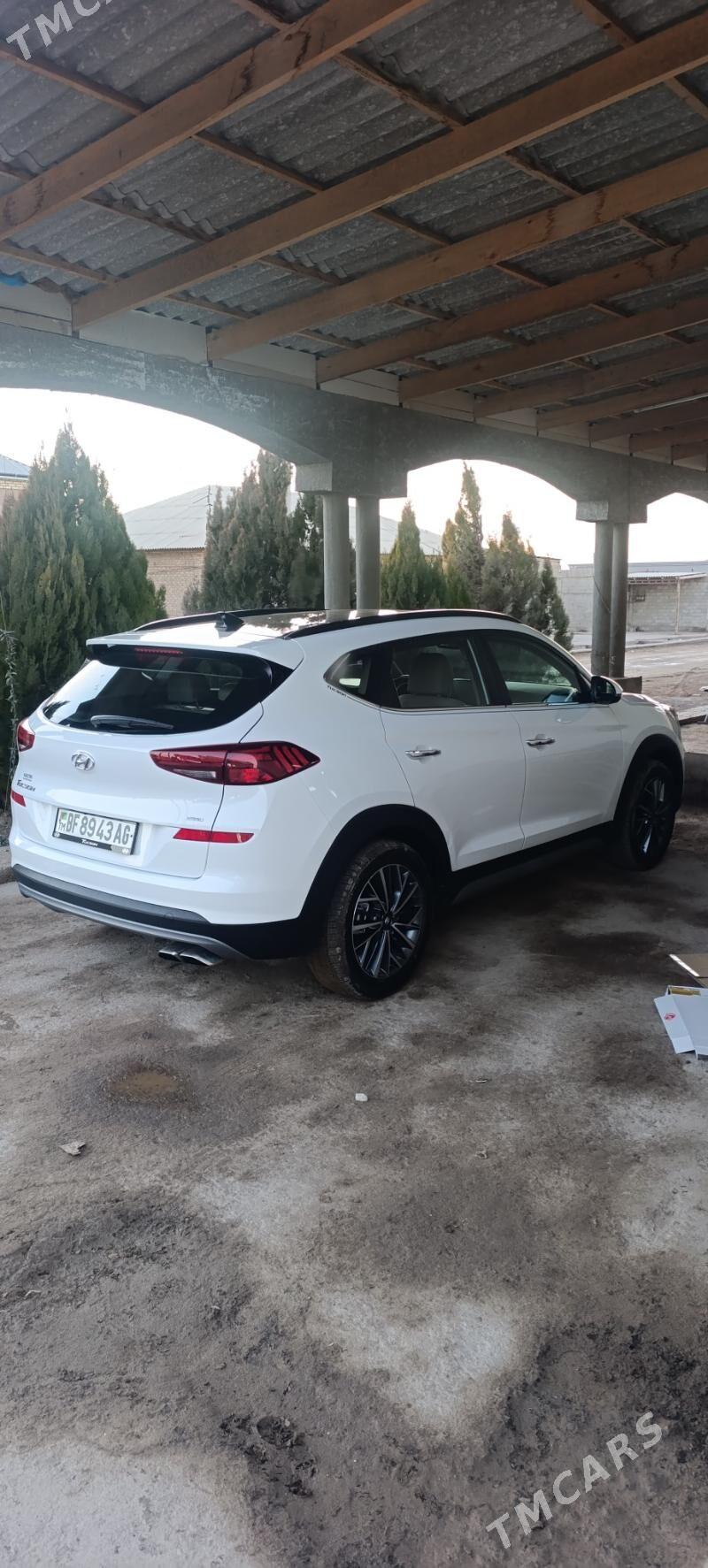 Hyundai Tucson 2021 - 315 000 TMT - Гурбансолтан Едже - img 1