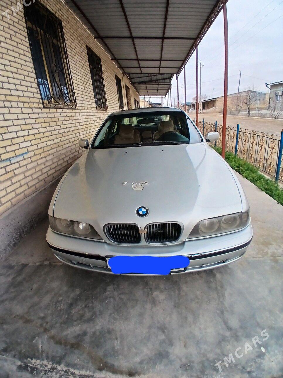 BMW 528 1996 - 100 000 TMT - Дянев - img 1