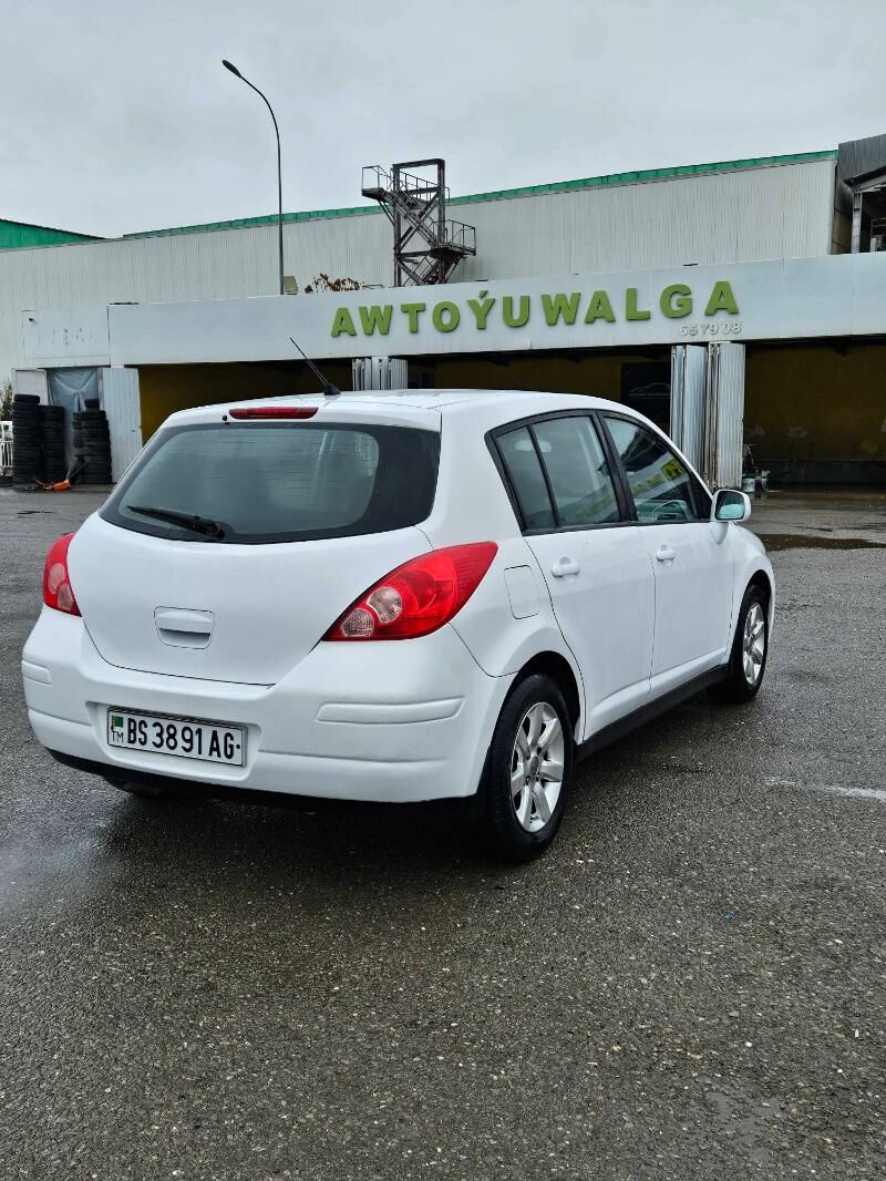 Nissan Versa 2010 - 135 000 TMT - Ашхабад - img 1