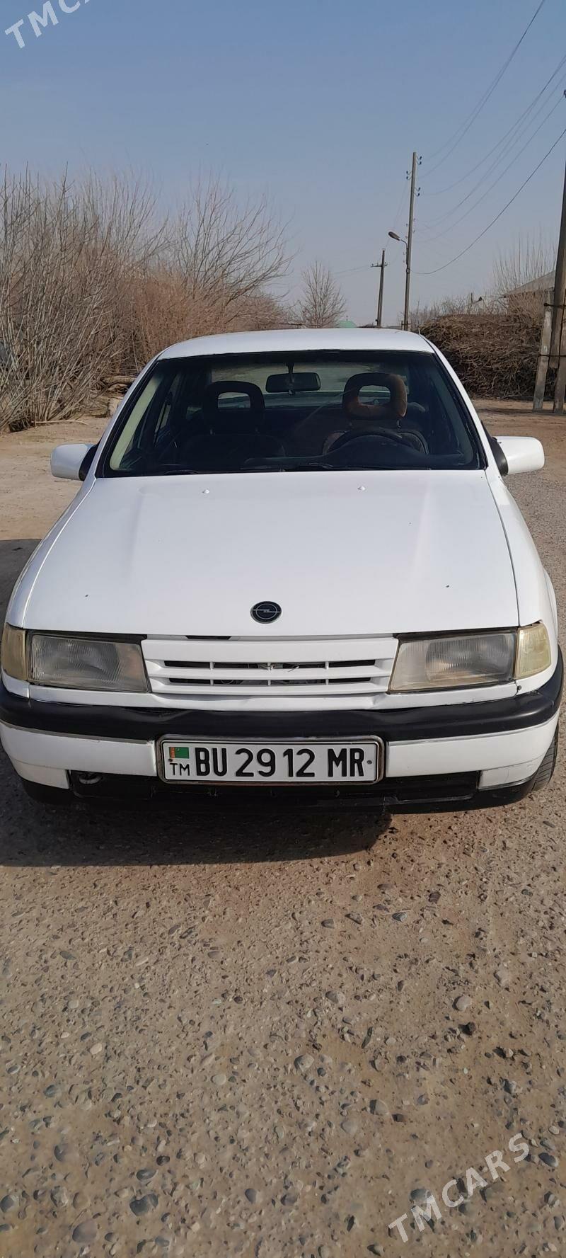 Opel Vectra 1992 - 30 000 TMT - Ёлётен - img 1
