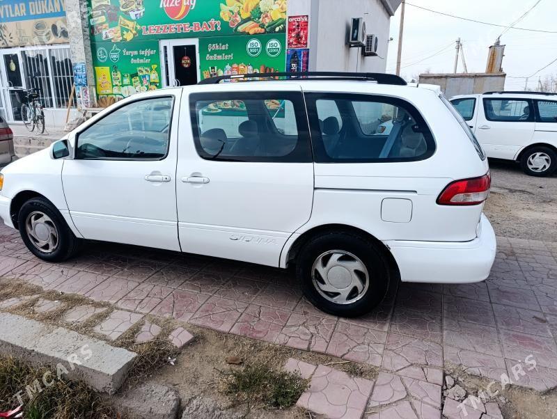 Toyota Sienna 2002 - 190 000 TMT - Mary - img 1