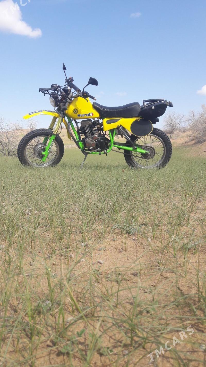 Fekon FK200-14G 1988 - 15 000 TMT - Балканабат - img 1