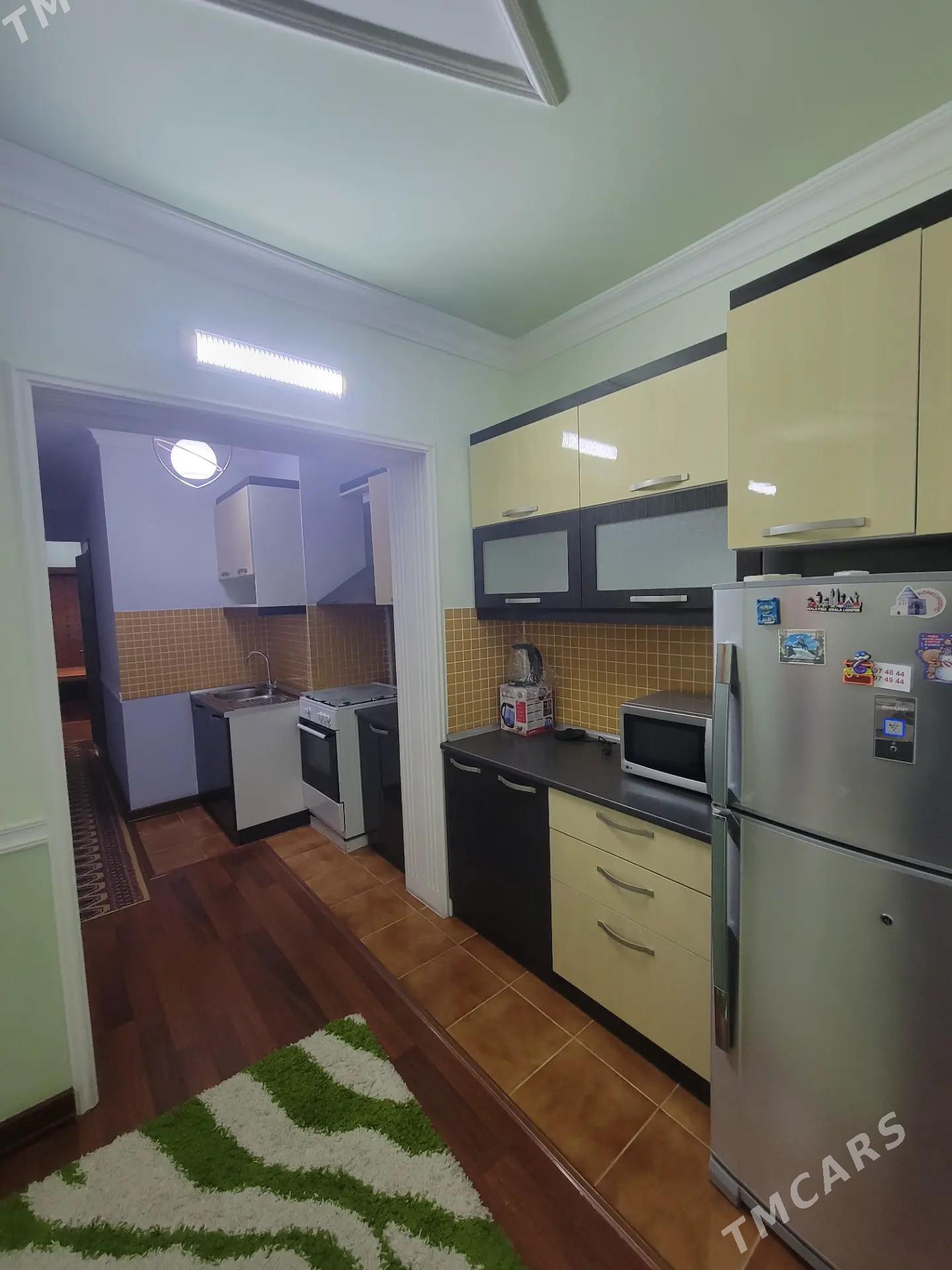 ARENDA 2 KOM  GOWDAN - Гаудан "В" - img 1