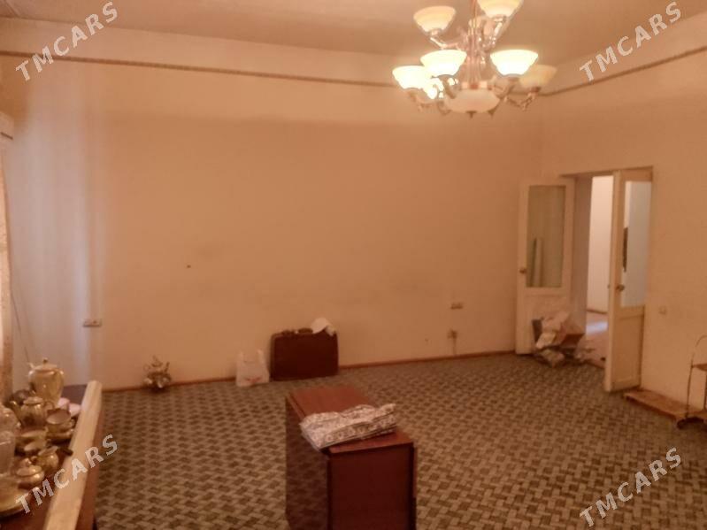 Gagarin - Туркменабат - img 1