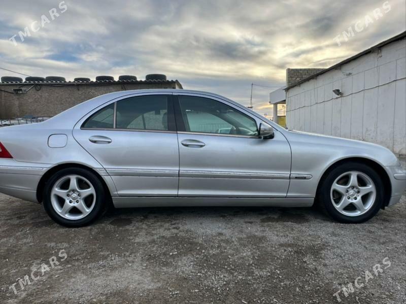 Mercedes-Benz 230E 2001 - 102 000 TMT - Türkmenbaşy - img 1