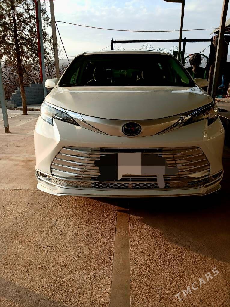 Toyota Sienna 2022 - 455 000 TMT - Койтендаг - img 1