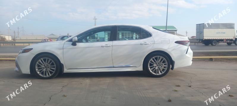 Toyota Camry 2022 - 350 000 TMT - Мары - img 1
