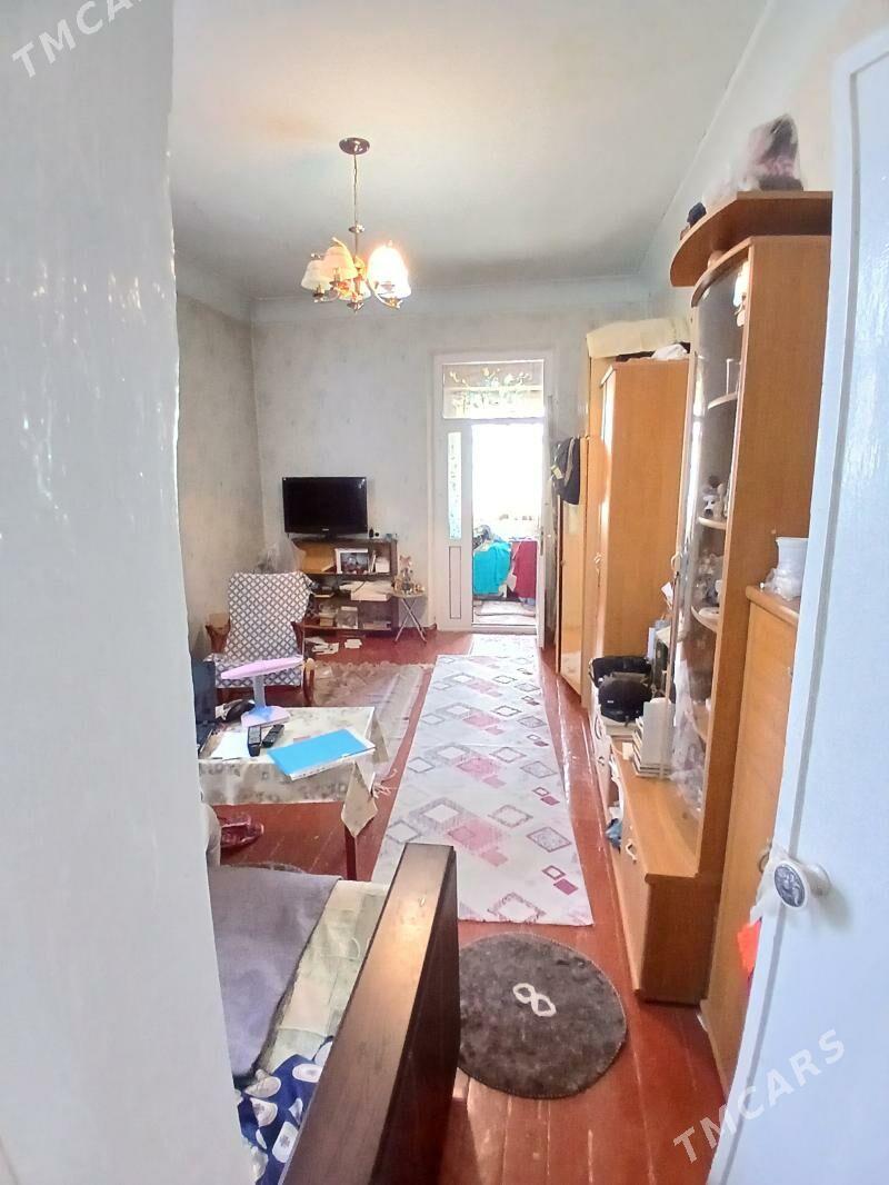 Высокий потолок 1ком 2 этаж - 30 mkr - img 1