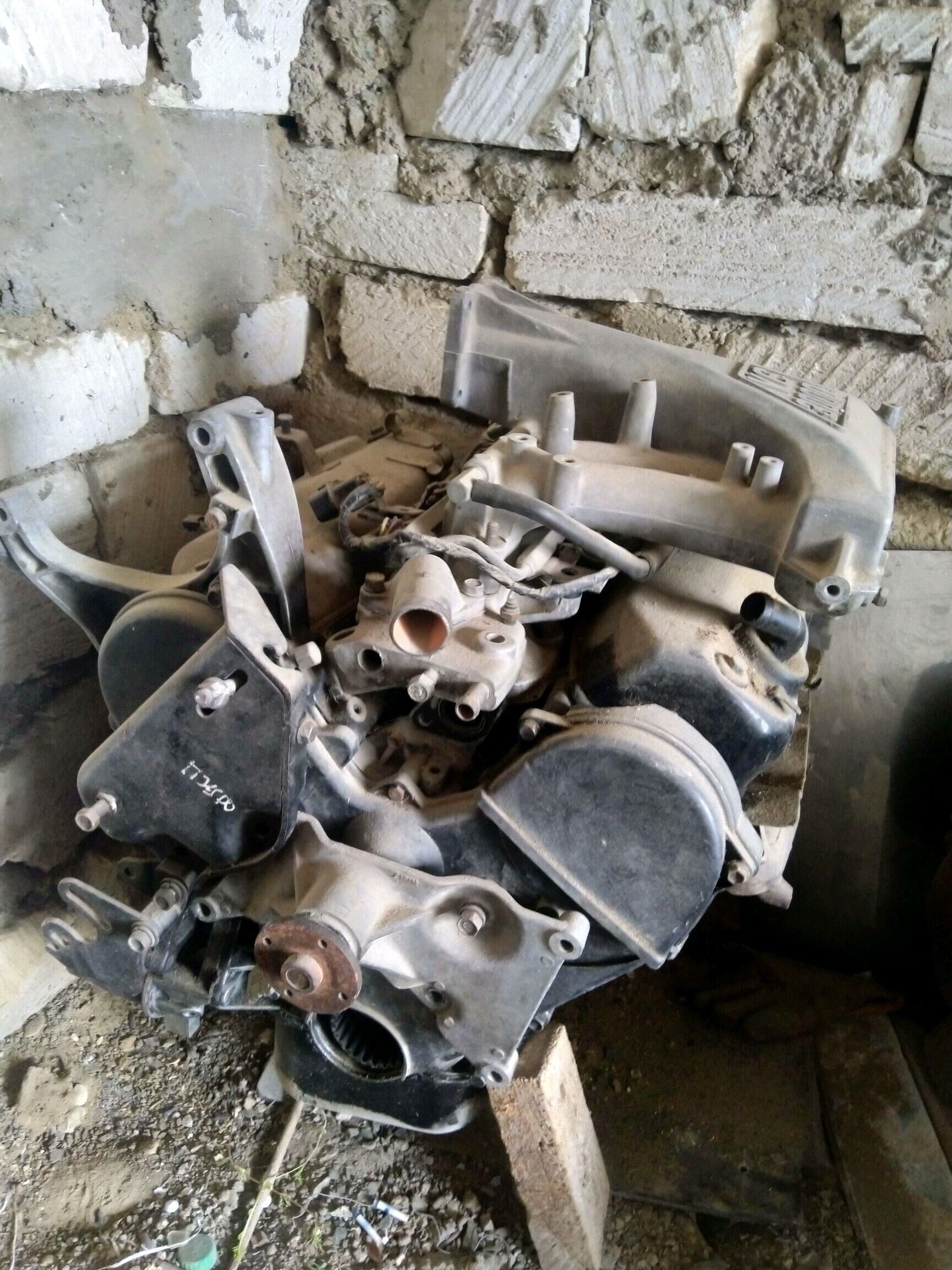 6silindirli pajeranyn dwigatel 1 000 TMT - Туркменбаши - img 1