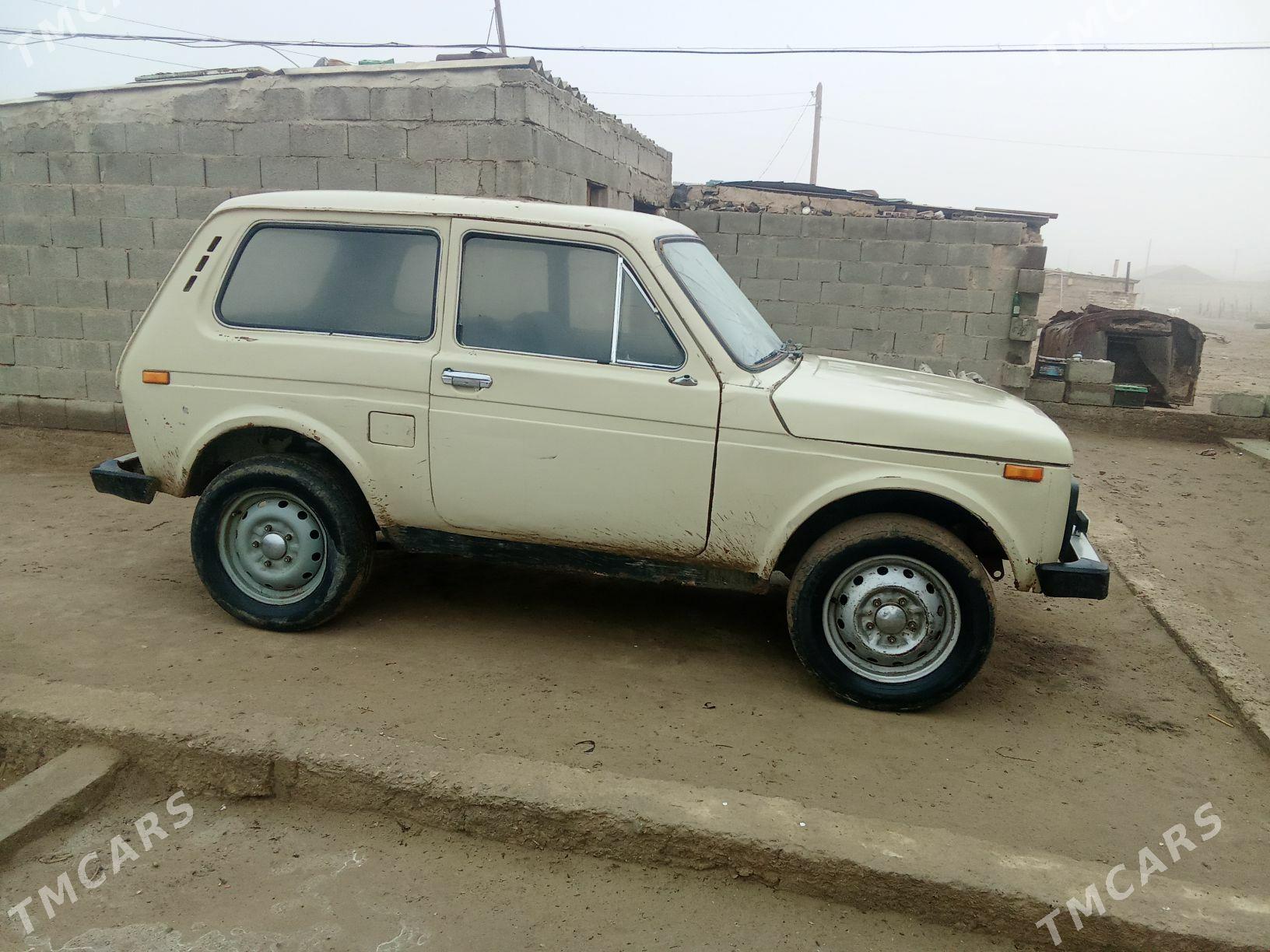 Lada Niva 1985 - 16 000 TMT - Гызыларбат - img 1