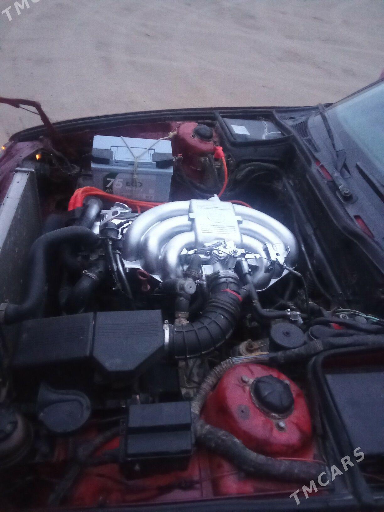 BMW 525 1990 - 40 000 TMT - Esenguly - img 1