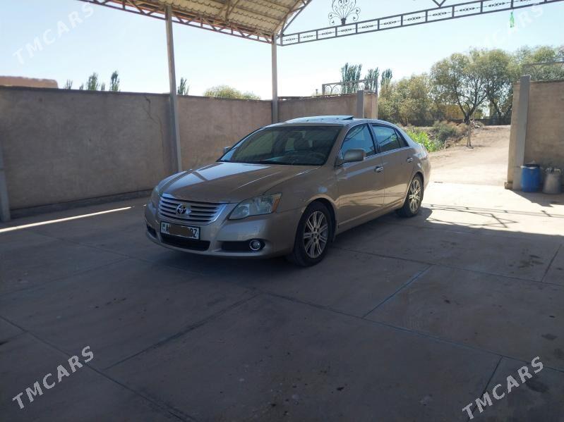 Toyota Avalon 2006 - 250 000 TMT - Дашогуз - img 1