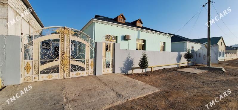 Satlyk howly jay 8 komnat jay - Туркменбаши - img 1