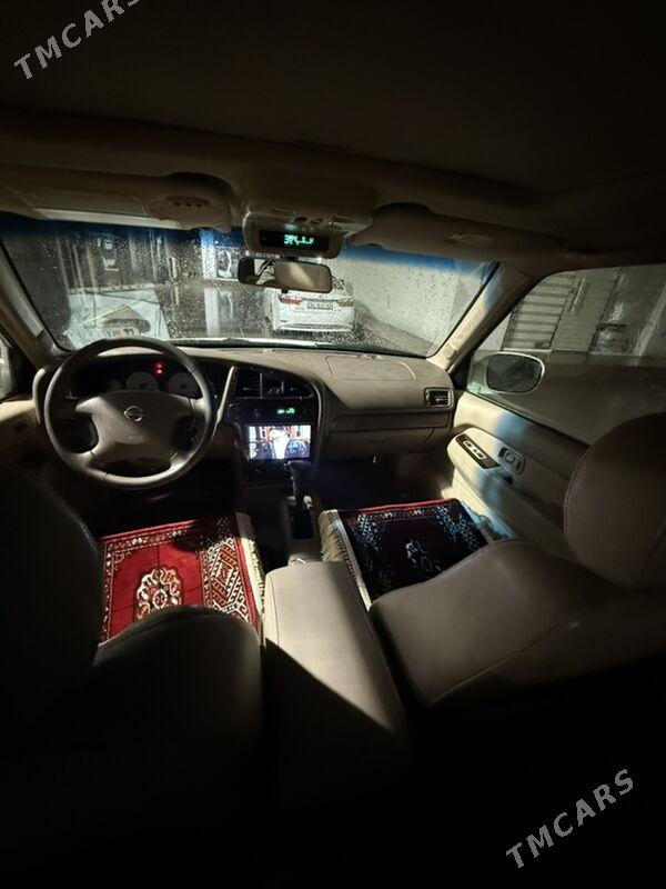 Nissan Pathfinder 2002 - 160 000 TMT - Kaka - img 1