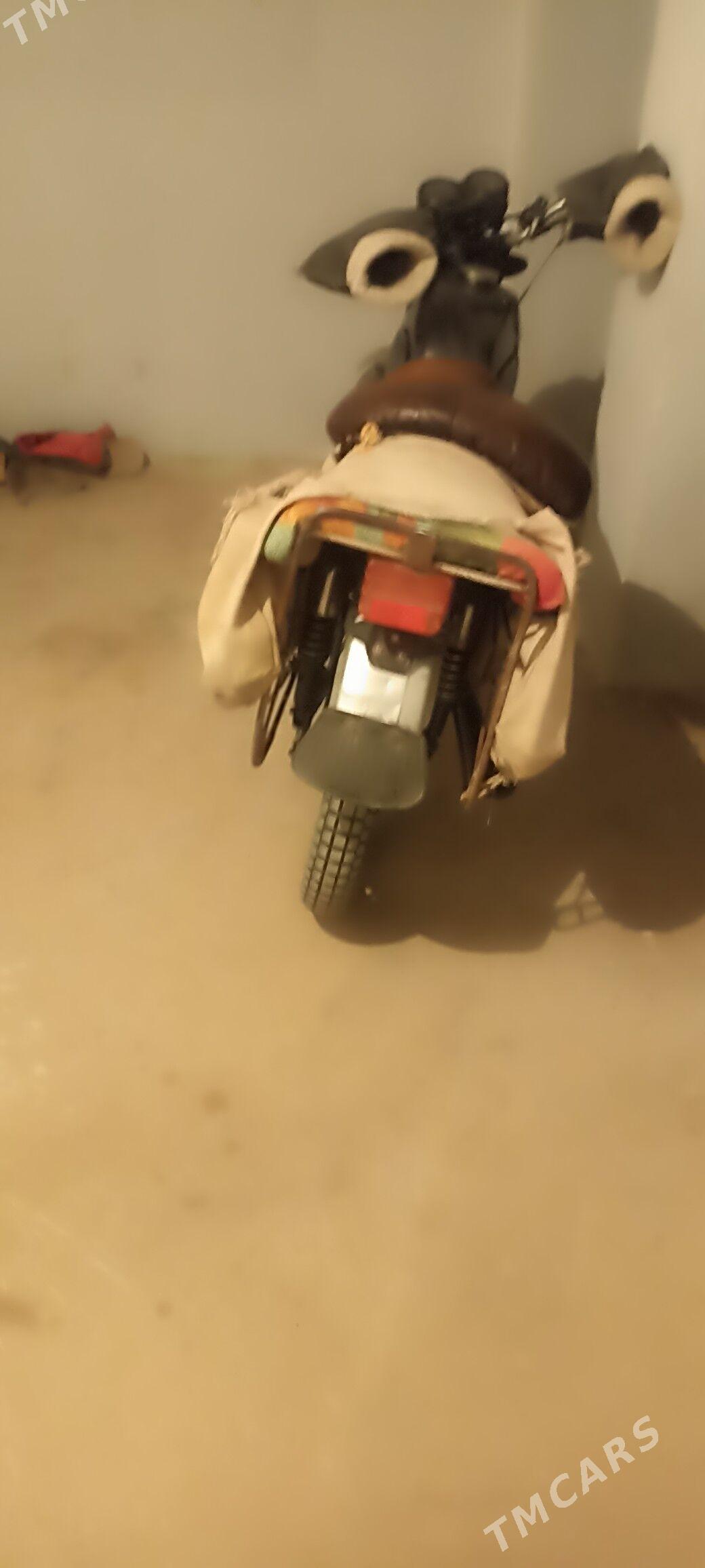 Fekon FK200-14G 2013 - 7 500 TMT - Гумдаг - img 1