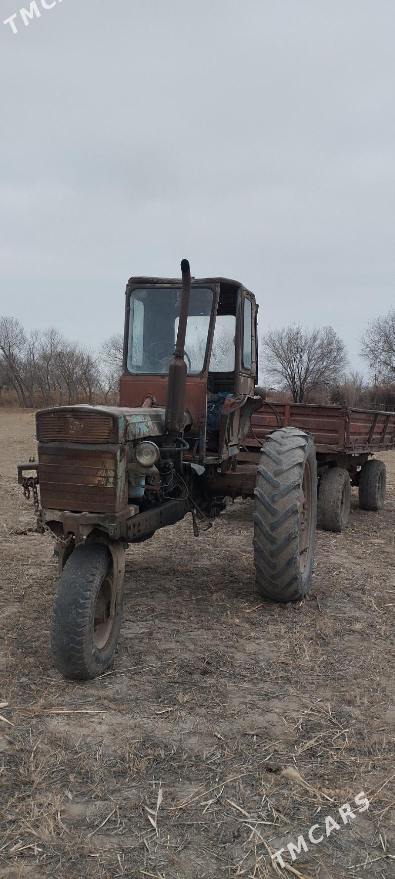 MTZ T-28 1984 - 40 000 TMT - Türkmenbaşy etr. - img 1