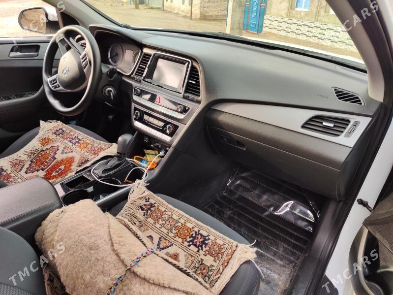 Hyundai Sonata 2018 - 220 000 TMT - Берекет - img 1