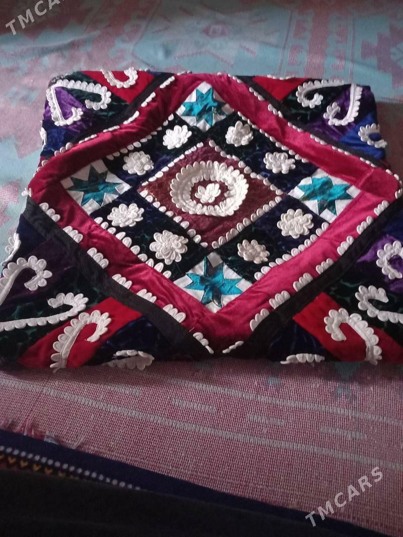 Гурама эл ишлери - Гаудан "А" - img 1