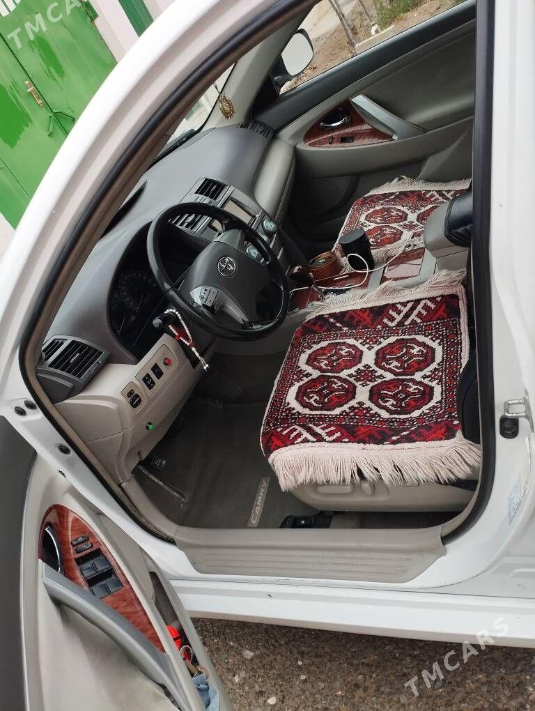 Toyota Camry 2006 - 140 000 TMT - Tagtabazar - img 1