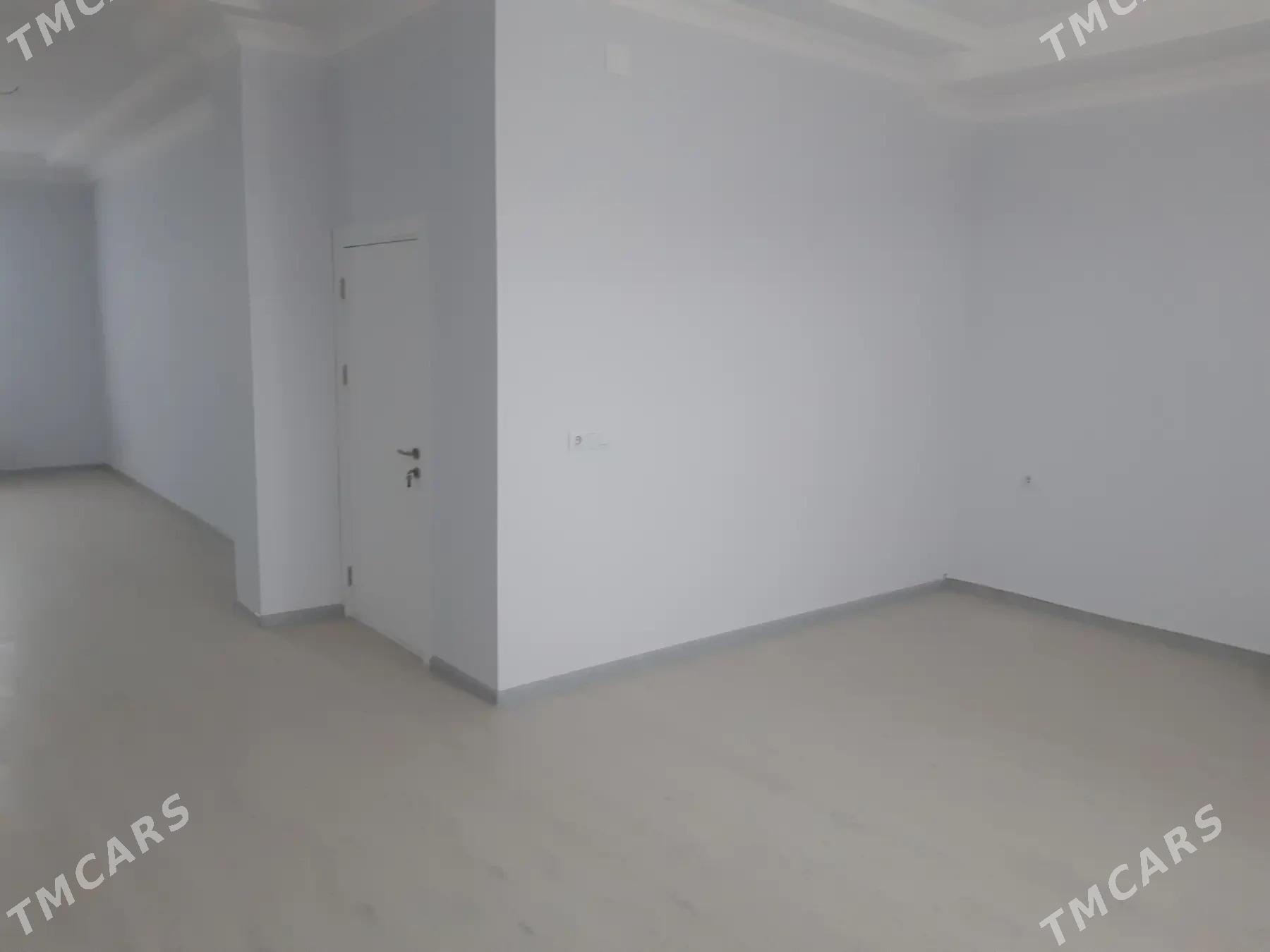 Satlyk ýa obmen - Türkmenbaşy - img 1