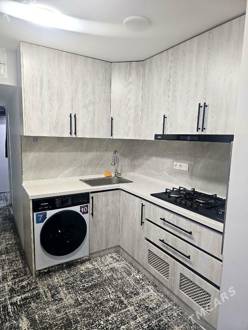 от хозяина 11мкр 2этаж 2ком - 11 mkr - img 1