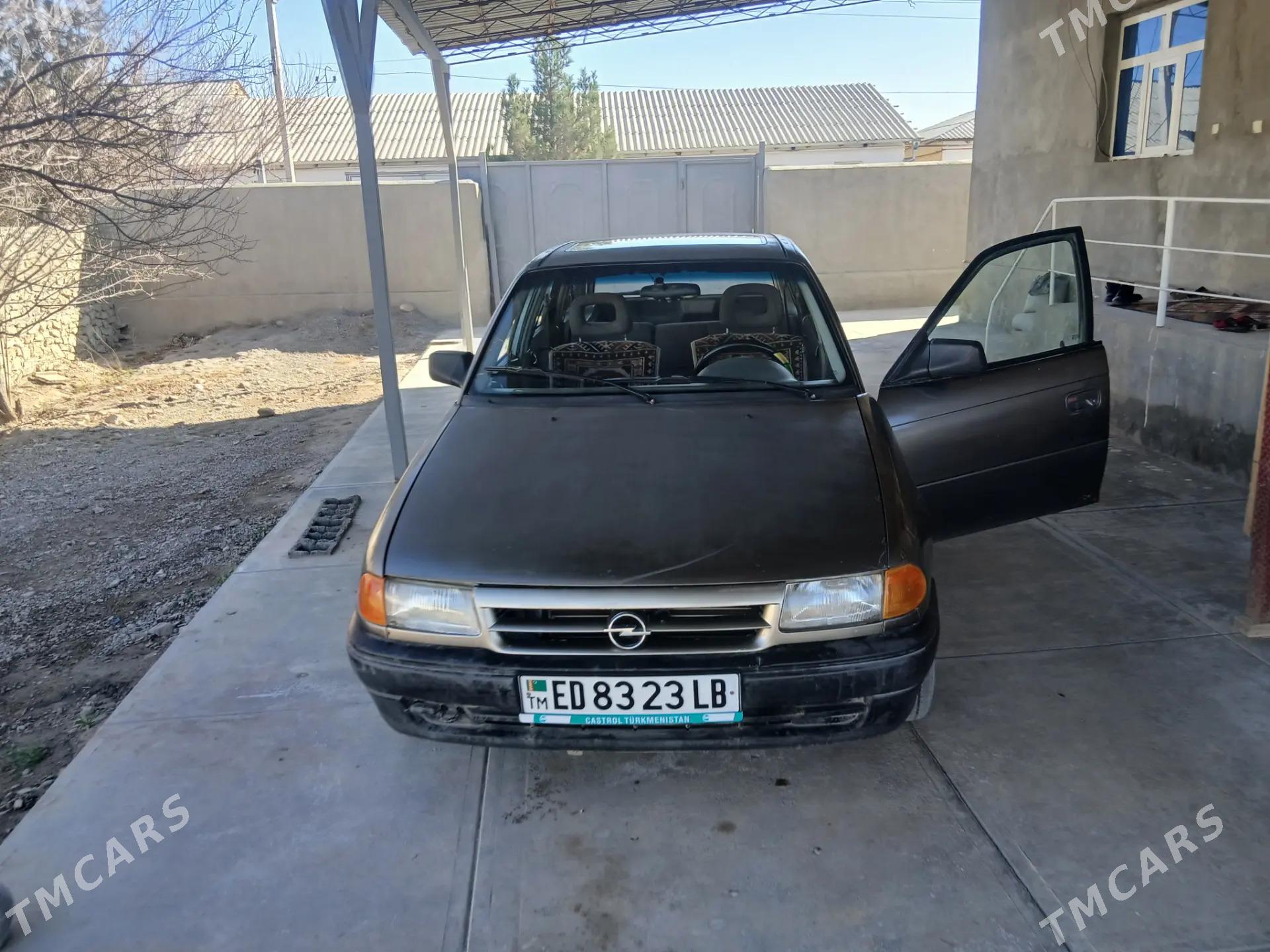 Opel Astra 1993 - 36 000 TMT - Койтендаг - img 1