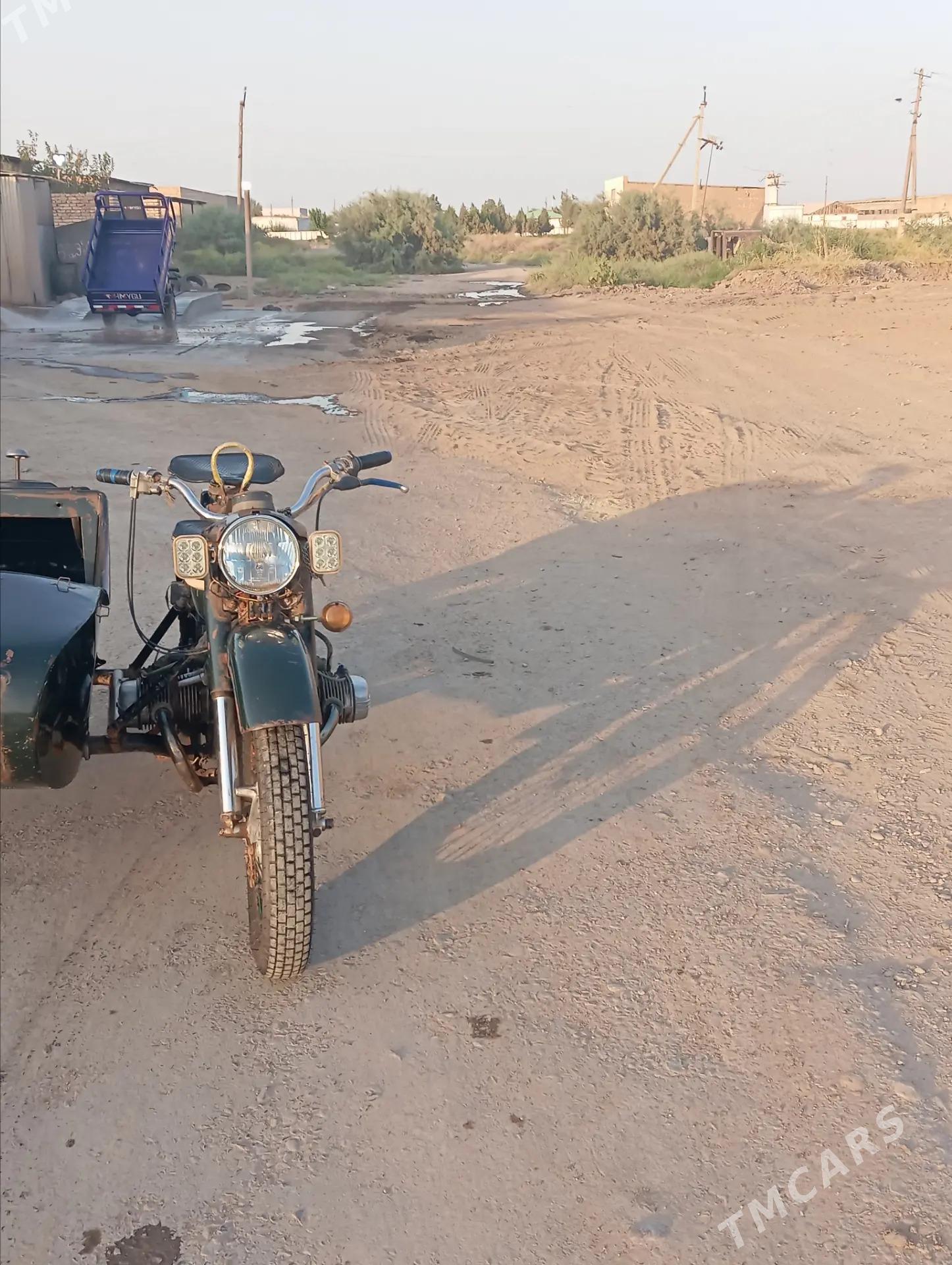 Ural 5557 1993 - 5 500 TMT - Tejen - img 1