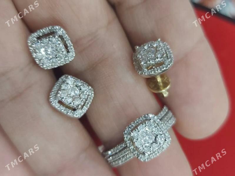 yerewan komplekt - Гаудан "В" - img 1