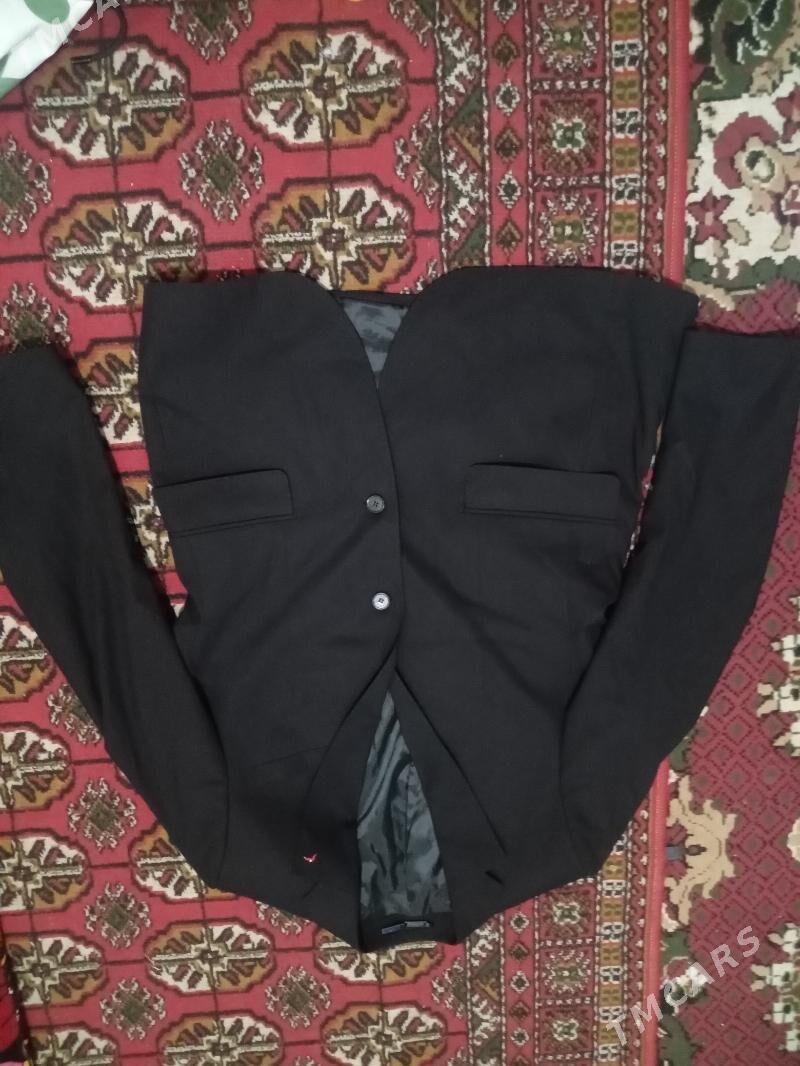 kastyum jalwyr - Дашогуз - img 1