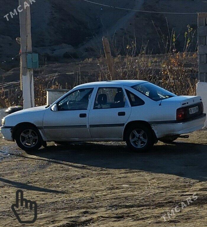 Opel Vectra 1994 - 40 000 TMT - Махтумкули - img 1