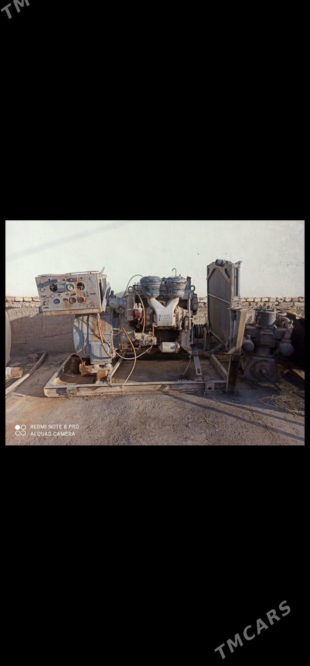 Dwijok we kampressor - Дашогуз - img 1