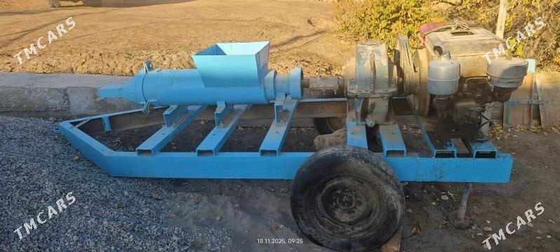 kerpiç zawod (керпич завод) - Кёнеургенч - img 1