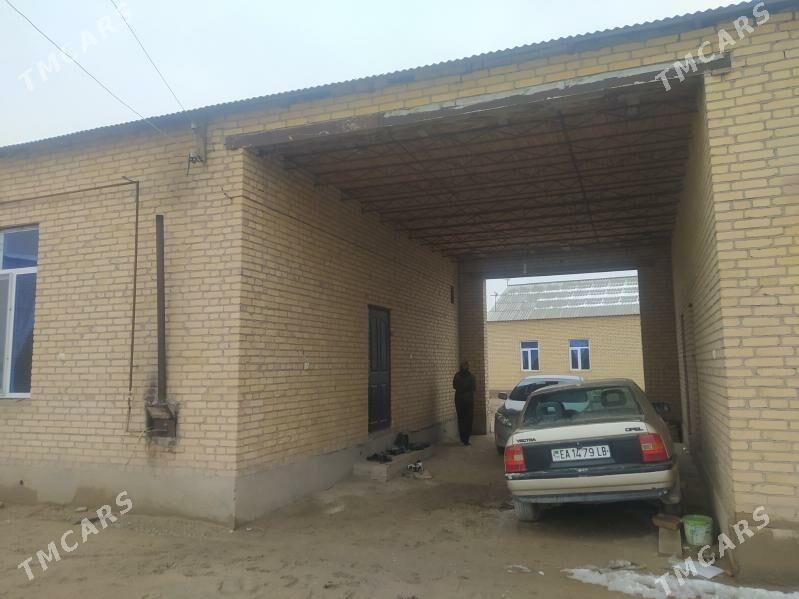 Mellek yer - Фарап - img 1