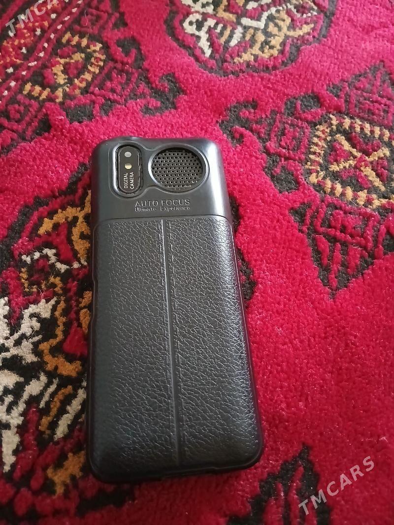 Maxfone V11 - Sakarçäge - img 1