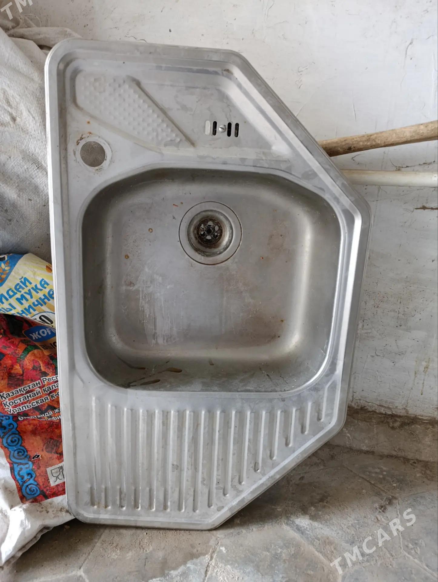 Rakawina - 30 mkr - img 1