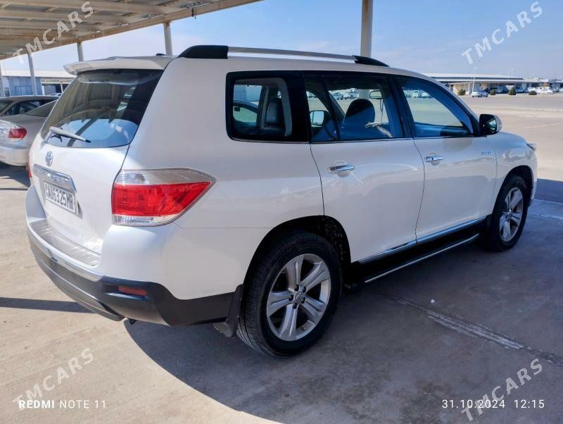 Toyota Highlander 2012 - 375 000 TMT - Векильбазар - img 1