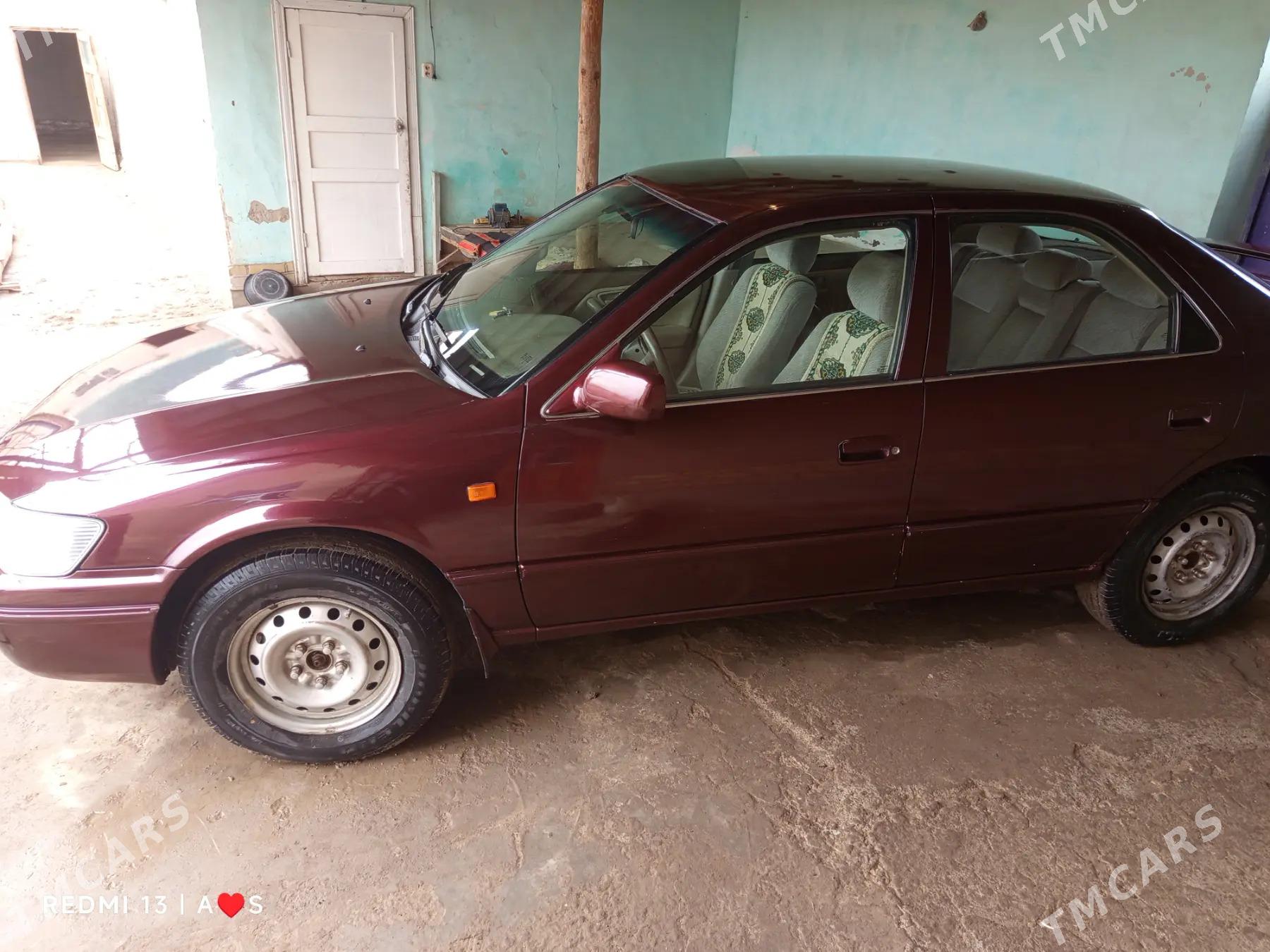 Toyota Camry 2002 - 150 000 TMT - Кёнеургенч - img 1