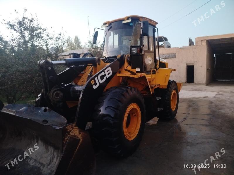 JCB 4CX ECO 2014 - 600 000 TMT - Кёнеургенч - img 1
