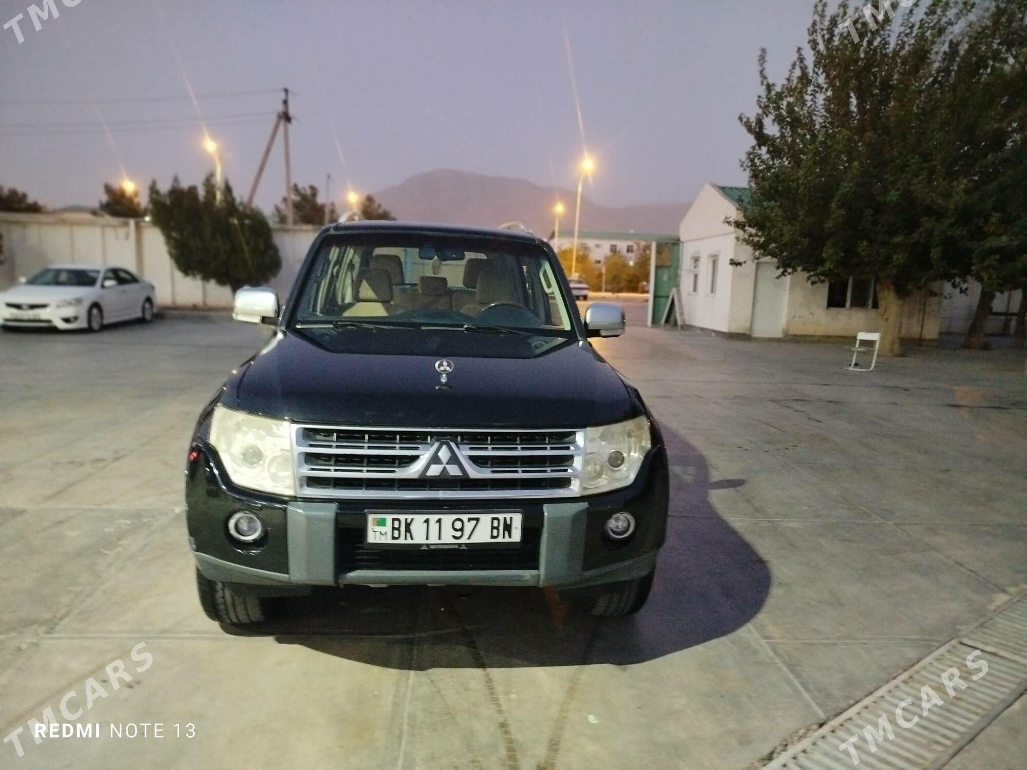 Mitsubishi Pajero 2010 - 220 000 TMT - Балканабат - img 1
