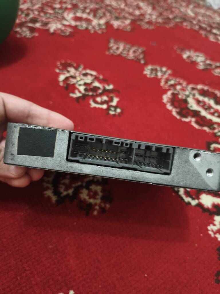 kampyuter tersel 1.3 1 200 TMT - 30 мкр - img 1