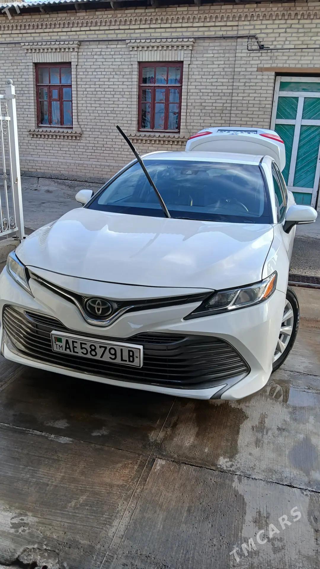 Toyota Camry 2018 - 300 000 TMT - Туркменабат - img 1