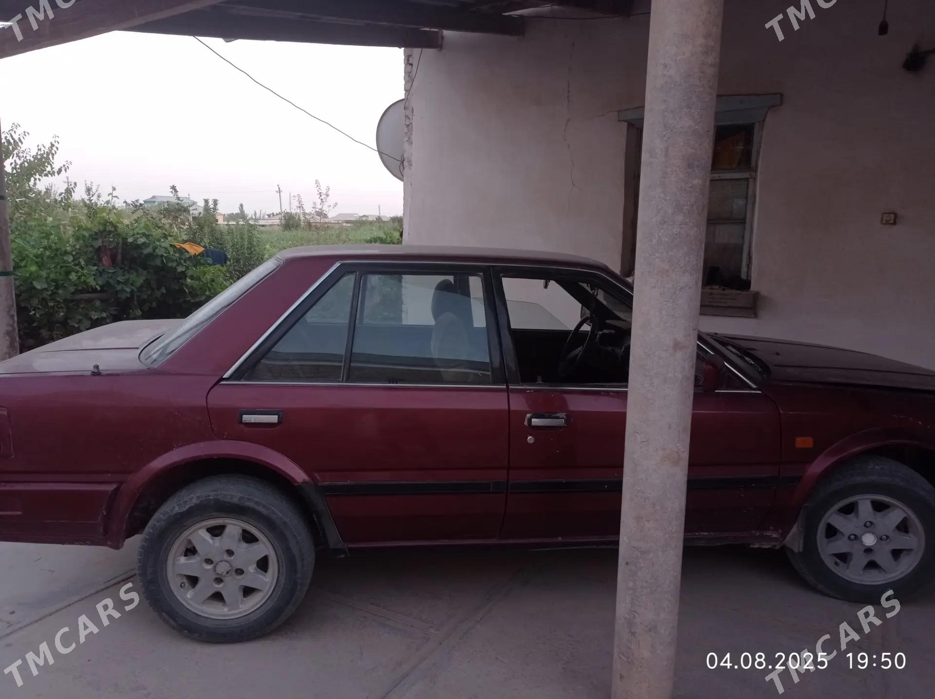 Nissan Bluebird 1987 - 30 000 TMT - Туркменабат - img 1