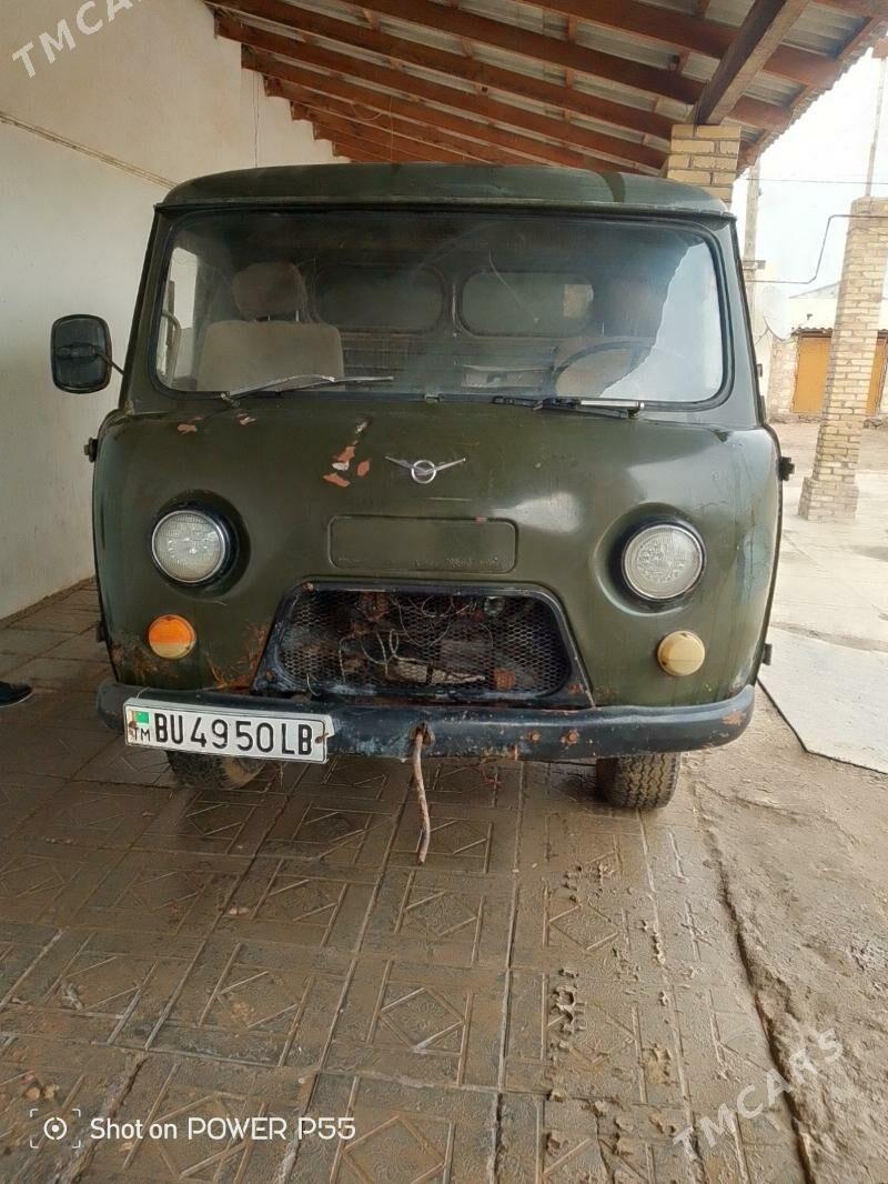 UAZ 452 1985 - 30 000 TMT - Керки - img 1