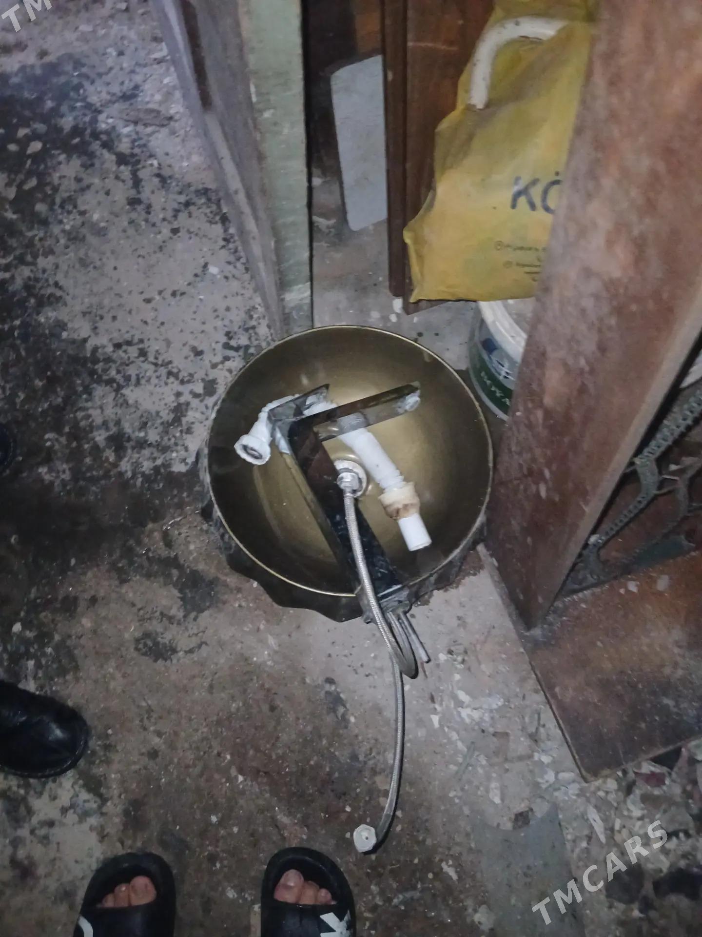 Umiwalnik smistiteli bilen - Ашхабад - img 1