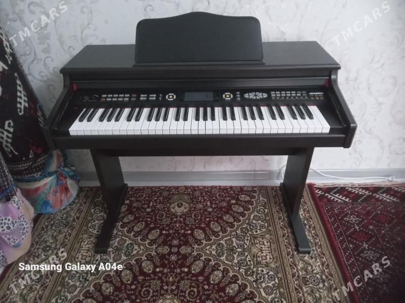 Tokly pıanına - Балканабат - img 1