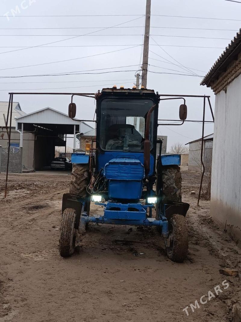 MTZ T-28 1989 - 32 000 TMT - Murgap - img 1