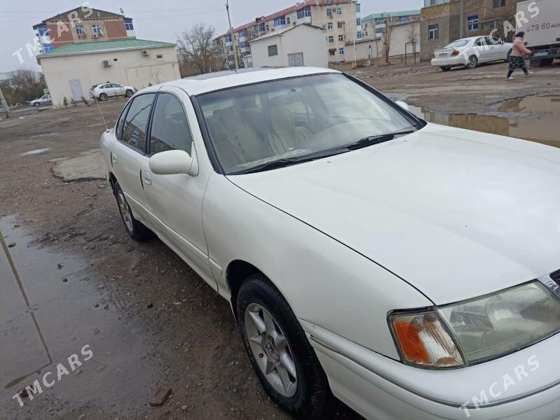 Toyota Avalon 1997 - 85 000 TMT - Çärjew - img 1