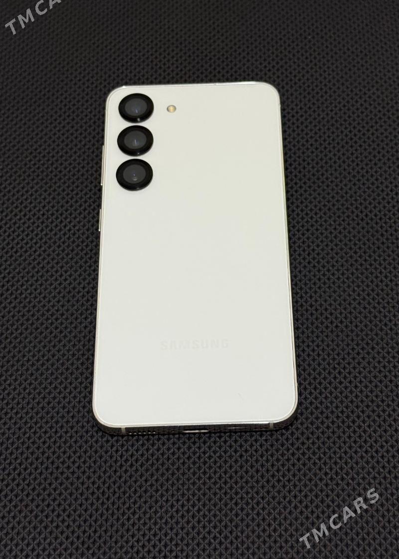 S23 renki ak kemcilik yok - Улица Ататурка - img 1