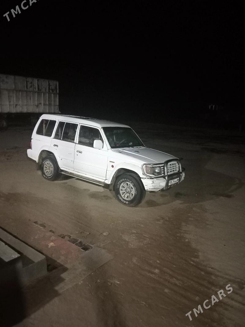 Mitsubishi Pajero 1993 - 30 000 TMT - Etrek - img 1