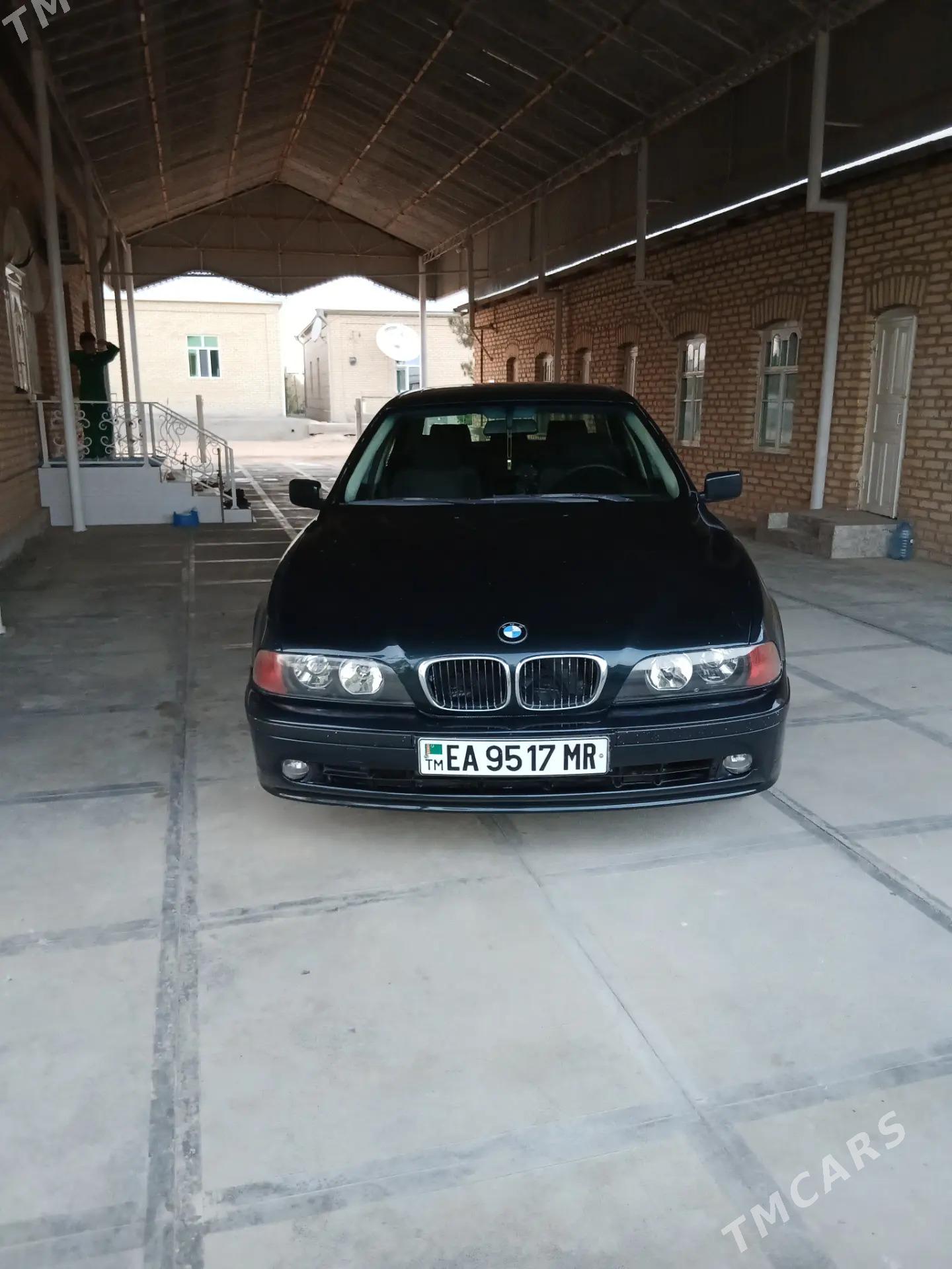 BMW E39 1996 - 85 000 TMT - Mary - img 1